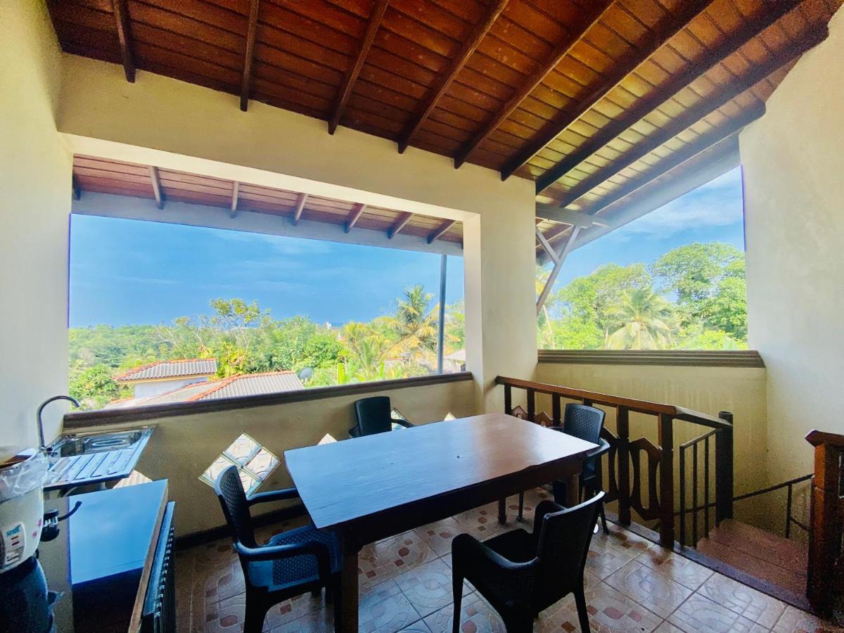 Hikka Paradise Guest House هيكادوفا المظهر الخارجي الصورة